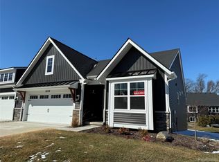 1034 Camellia Cir #46, Howell, MI