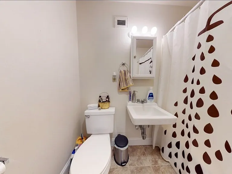 18 Juniper St #49 — Photo 10