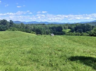 1079 Bennett Rd, Franklin, NC 28734