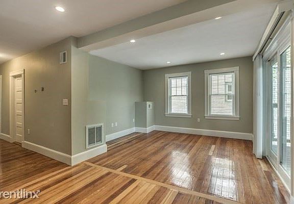 34 Bay #2 Boston (Dorchester) Unit Photo 4
