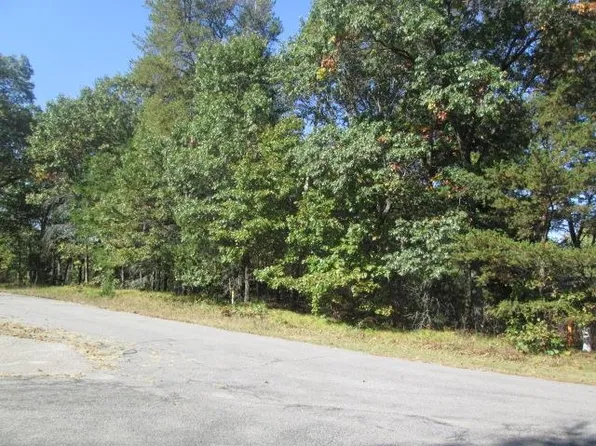 408 Saint Andrews Trl, Nekoosa, WI 54457