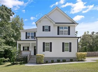 3398 Blossom Rd, Fayetteville, NC 28306