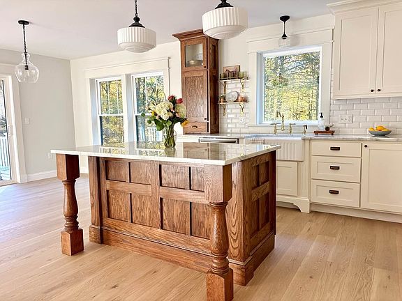 5th image of 102 Pantry Rd