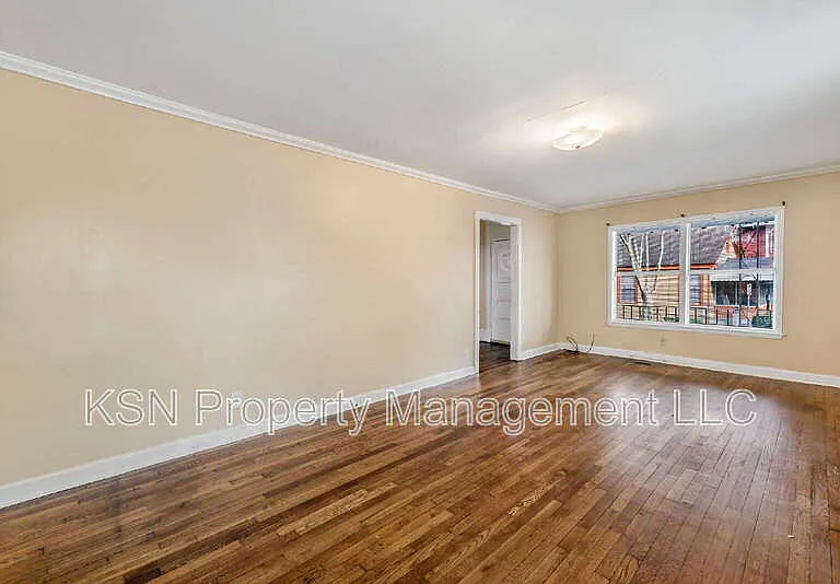 1921 Reynolds St — Photo 27