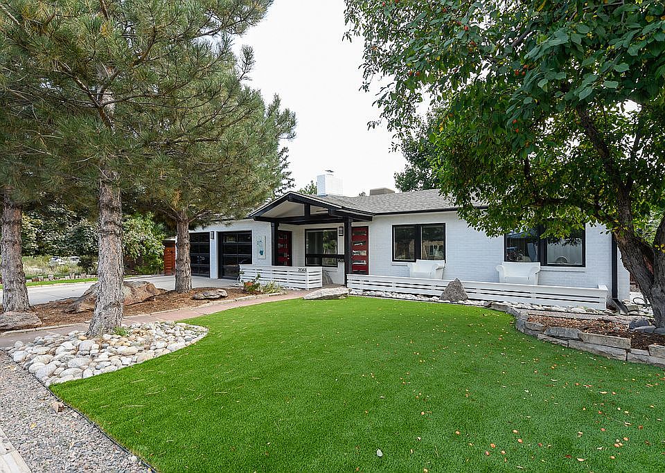 2nd image of 2068 Balsam Dr