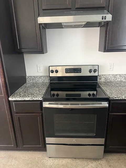 3 bed, 2.0 bath, 1188 sqft, $1,500 — Photo 3