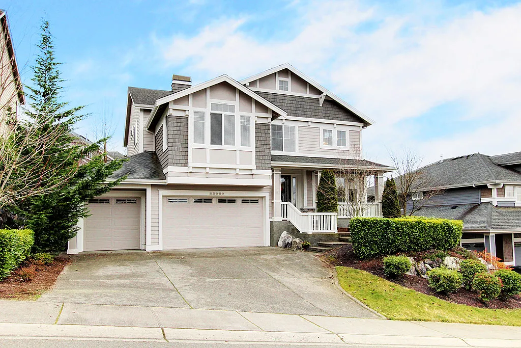 23007 SE 45th Pl photo 1