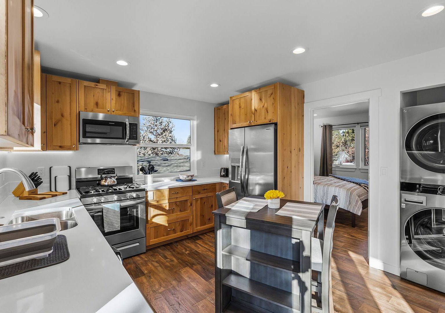 1423 SE Lostine Cir, Bend, OR 97702 Zillow