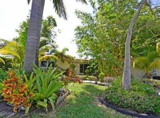 890 N Shore Dr, Miami Beach, FL 33141