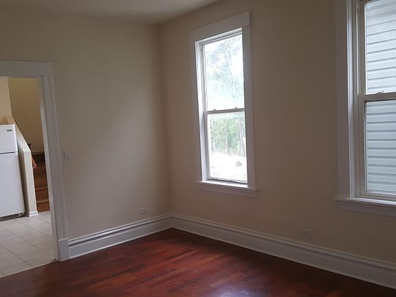 4th image of 1629 N Kimball Ave #2REAR