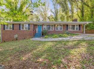 2140 Pine Tree Cir, Gainesville, GA 30501