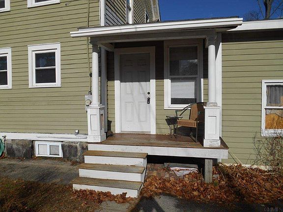 2nd image of 22 Madison St
