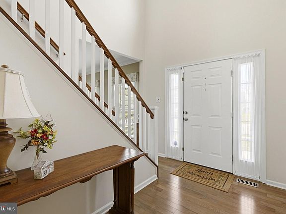 2nd image of 2204 Autumn Glow Ct