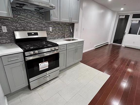 3rd image of 134-40 Blossom Ave Floor 3