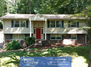 809 Ravine Rd, Signal Mountain, TN 37377