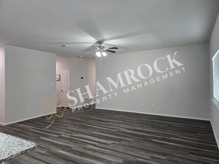 11204 Beckon Falls Dr — Photo 3