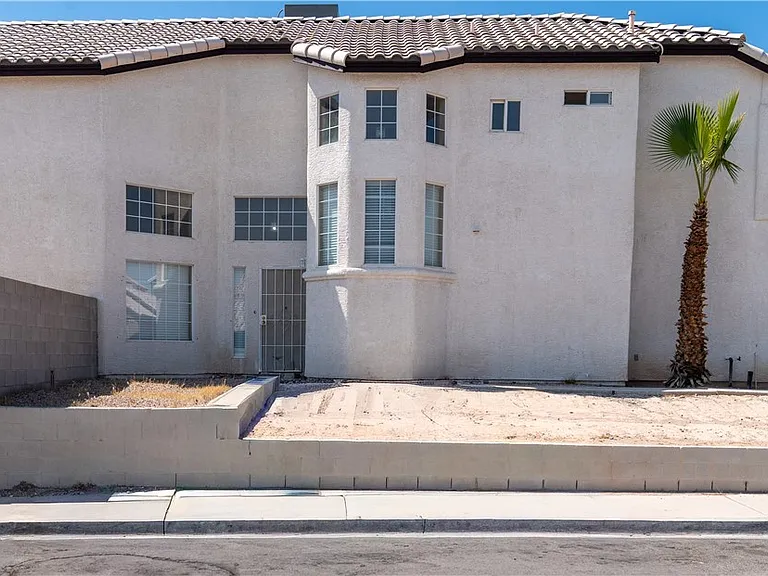 3822 Gulliver St — Photo 1