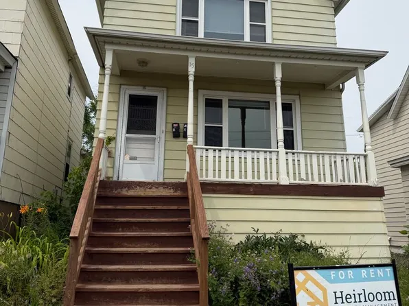15 E 8th Street