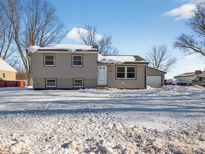 943 Progress Ave, Waterloo, IA, 50701