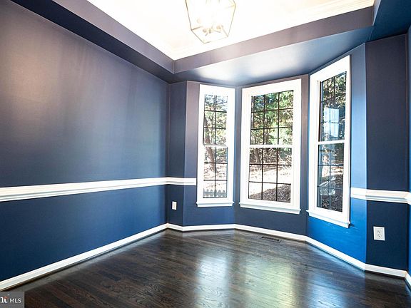 5th image of 312 Little Quarry Rd