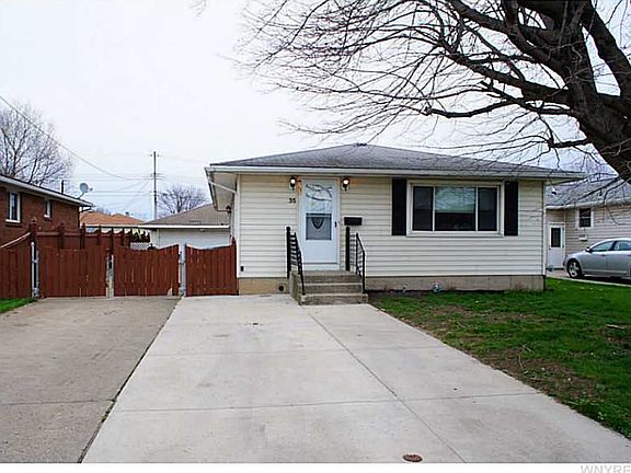 3rd image of 35 Maryknoll Dr