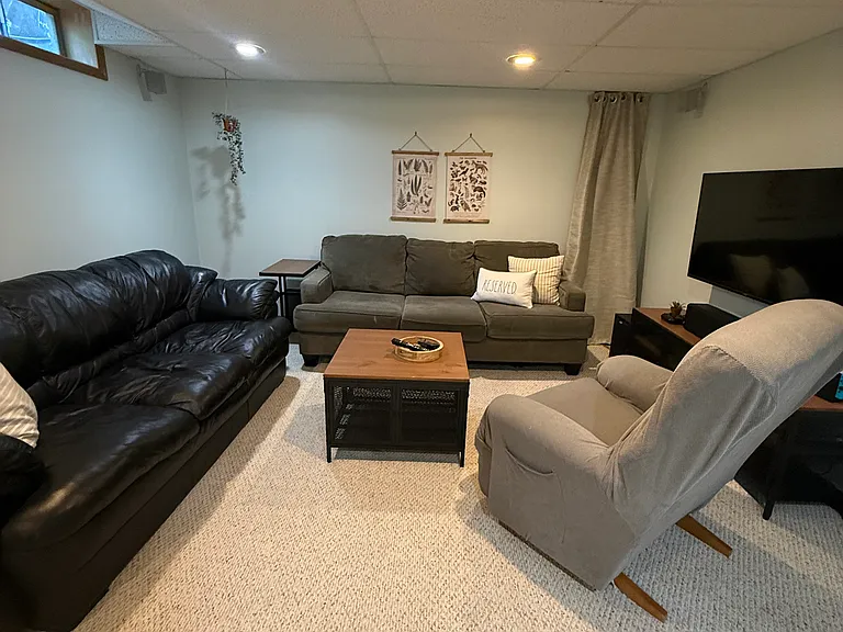 14903 Rosewood Dr — Photo 16