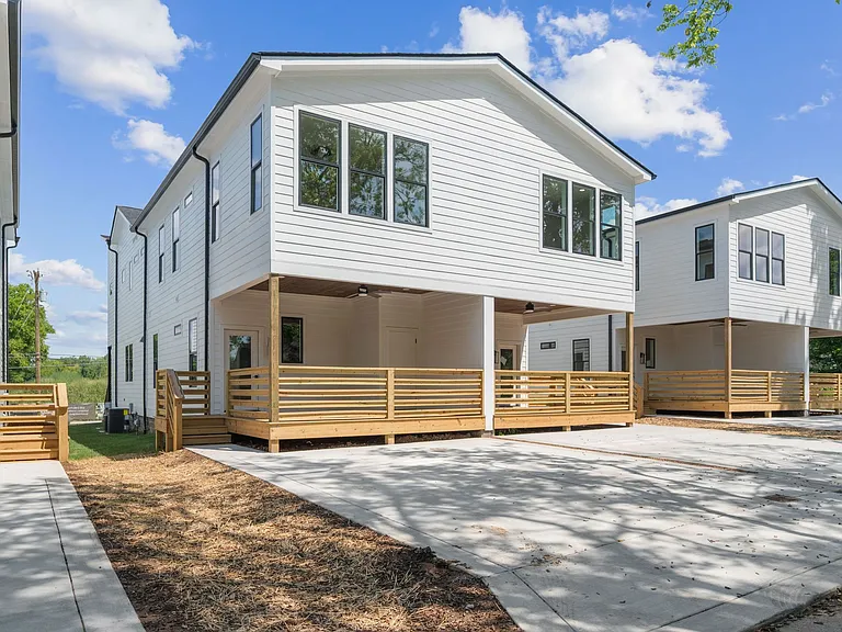 2527 W Heiman St #2527 — Photo 37