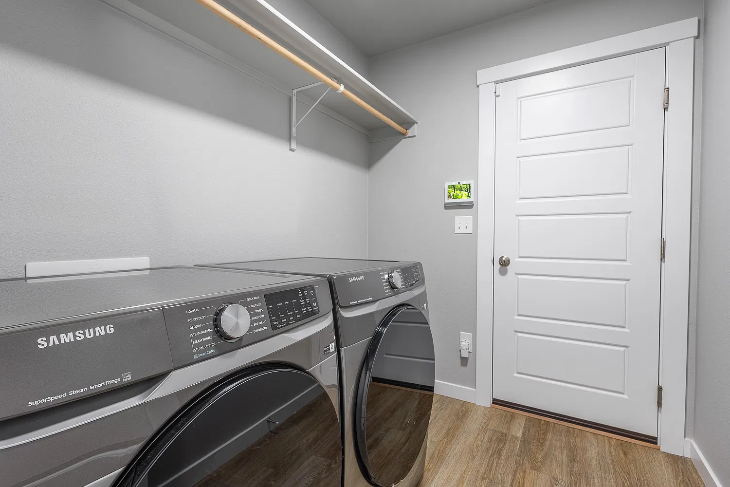 4 bed, 1860 sqft, $2,550 — Photo 3