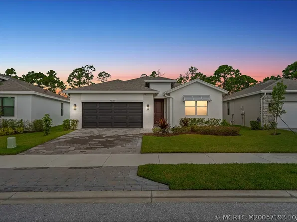 7030 SE Park Trace Dr, Stuart, FL 34997