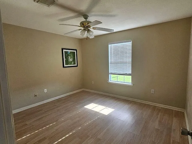 7201 Breen Dr — Photo 18