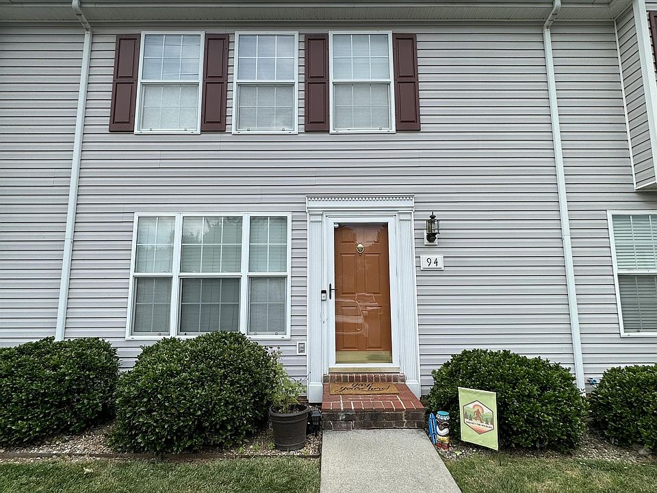 1st image of 94 Mulberry Cir #1