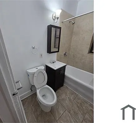 8307 S Paulina St #1 — Photo 4
