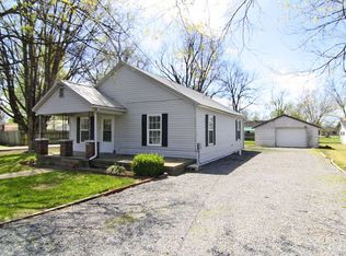 403 Elm St, Oran, MO 63771