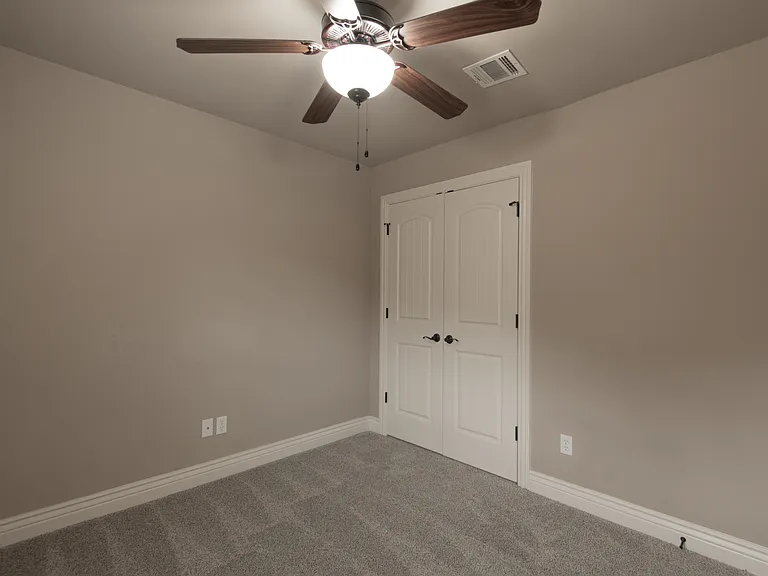 2124 Newbrook Dr — Photo 29