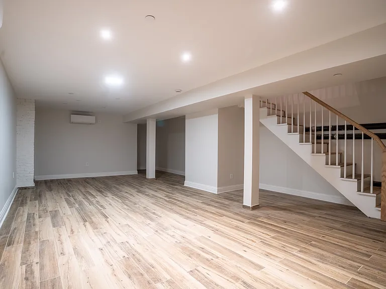 29 Herkimer St #1 — Photo 5