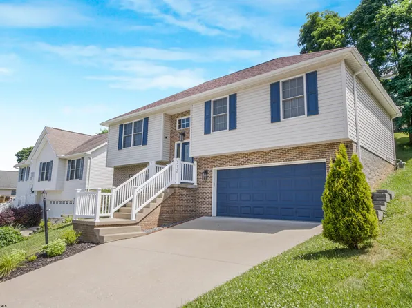 312 Anini Dr, Morgantown, WV 26508
