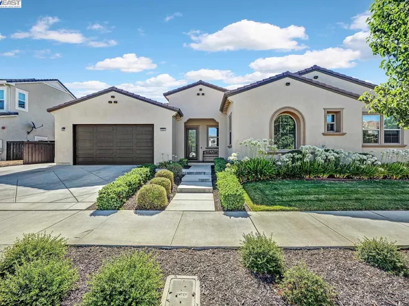 355 Bridgewater Dr, Brentwood, CA 94513