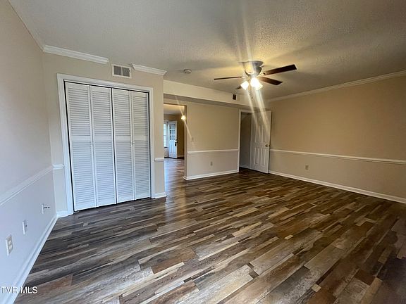 4th image of 106 W Chilhowie Ave APT 2