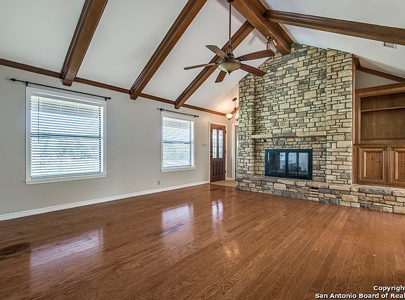 3rd image of 105 Cliffwood