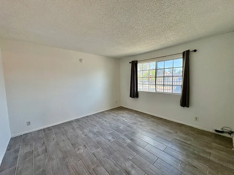8505 Columbus Ave #106 — Photo 15