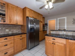 135 New Rd, Rumford, RI 02916