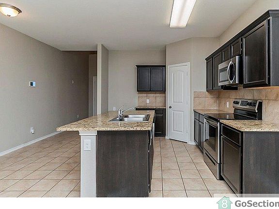 3rd image of 2625 Swift Creek Dr