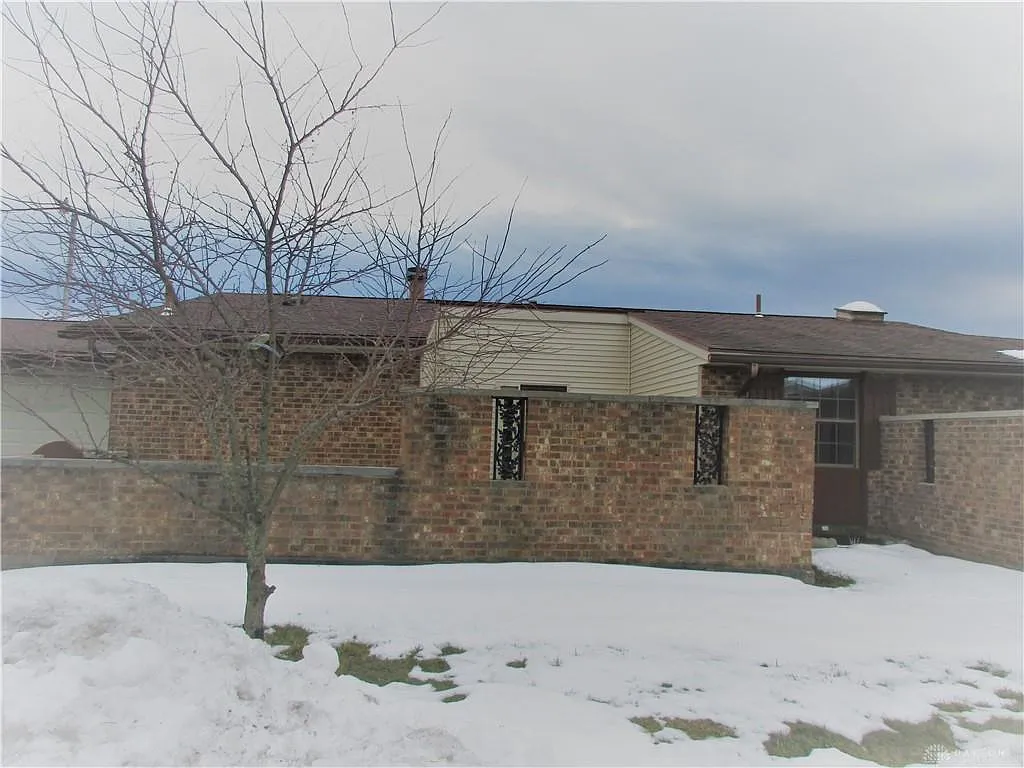 211 Gardengrove Way photo 1