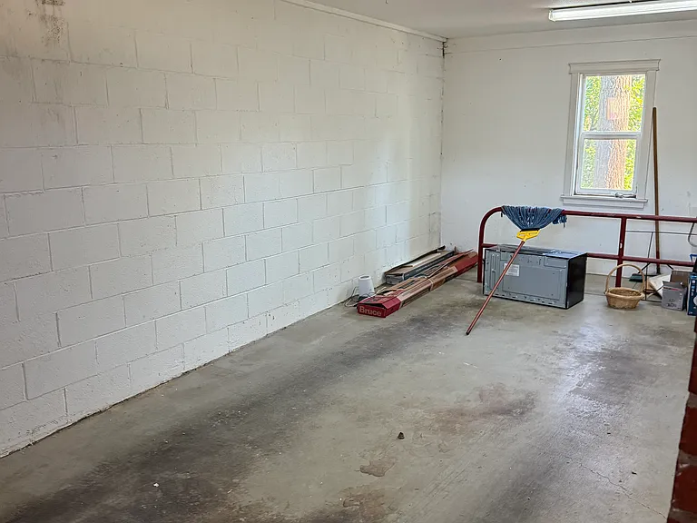 One Car Garage