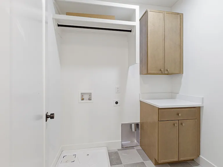1703A Jeans Ct — Photo 30