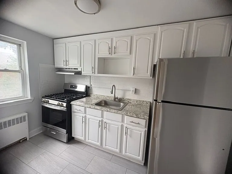 Michael Manor Apartment Homes — Photo 38