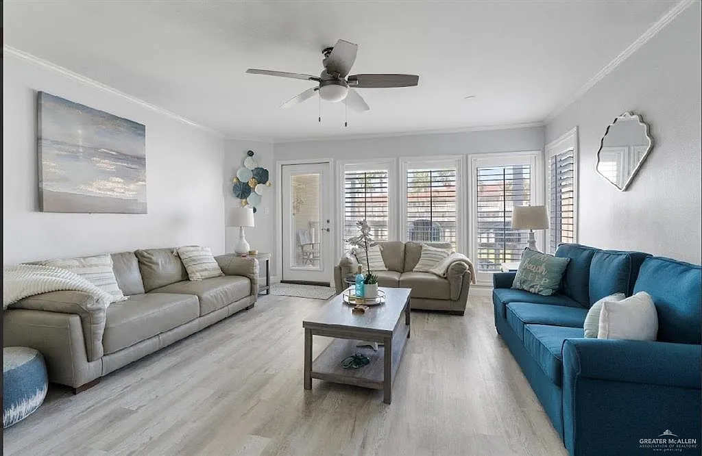 1 bed, 2.0 bath, 781 sqft, $3,000 — Photo 1