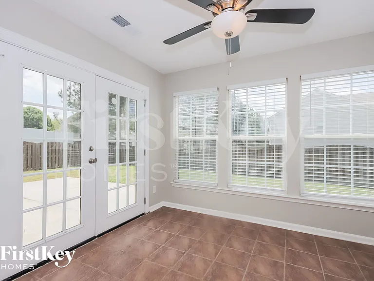 145 Golden Valley Dr — Photo 8