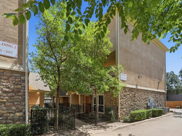 3111 Cedarplaza Ln APT 103, Dallas, TX 75235