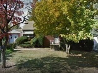 9 Laurel Ave, Livingston, NJ 07039